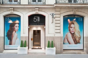 Enseigne 5th Avenue By...           